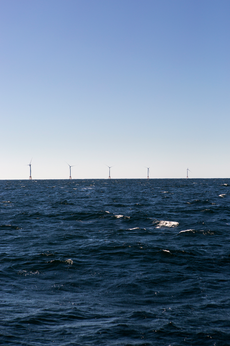 Looking back on America’s first offshore wind farm. Photo: Jesse Burke for Gizmodo